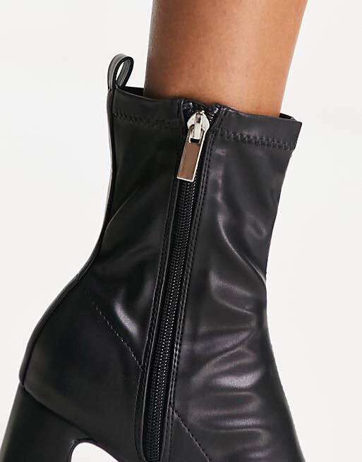 

Черные ботинки-носки на каблуке Schuh Bella