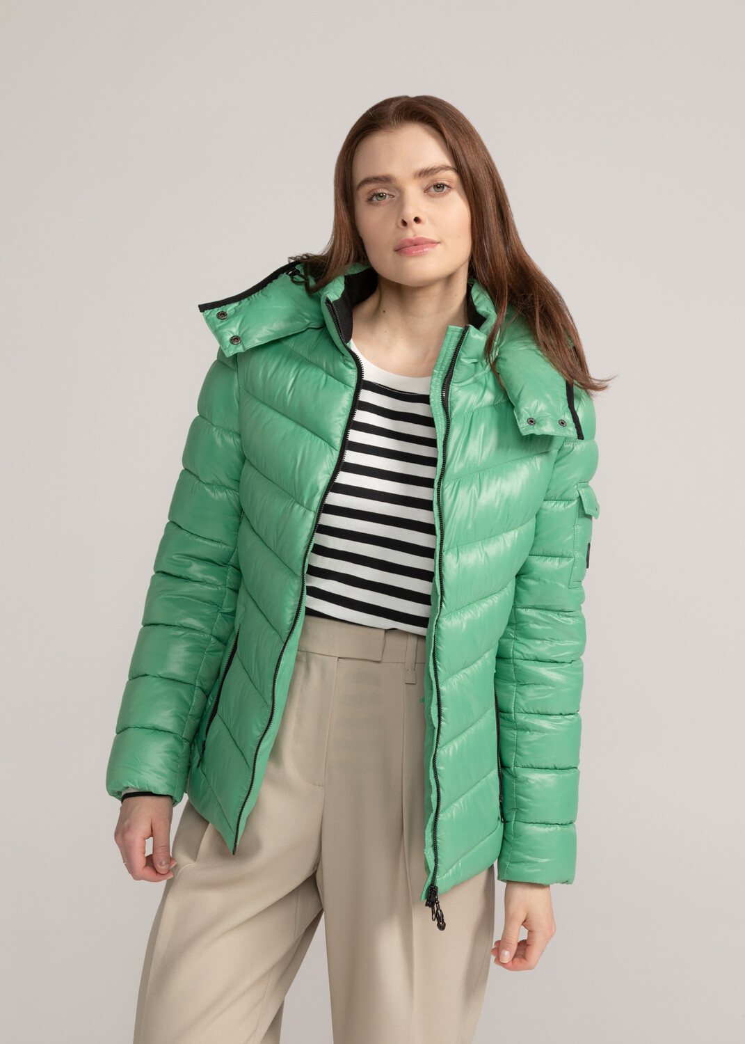 

Кожаная куртка MANISA Damen Zerodownjacke, зеленый