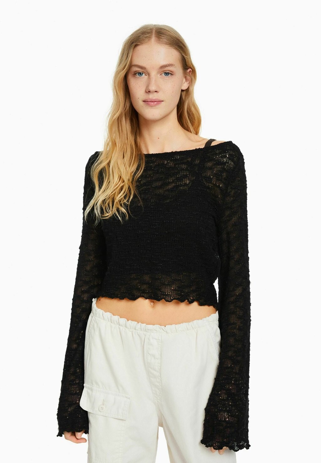 

Свитер Bershka, черный