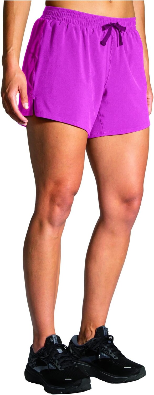 

Шорты "Момент 5 дюймов" Brooks, цвет Frosted Mauve/Mauve