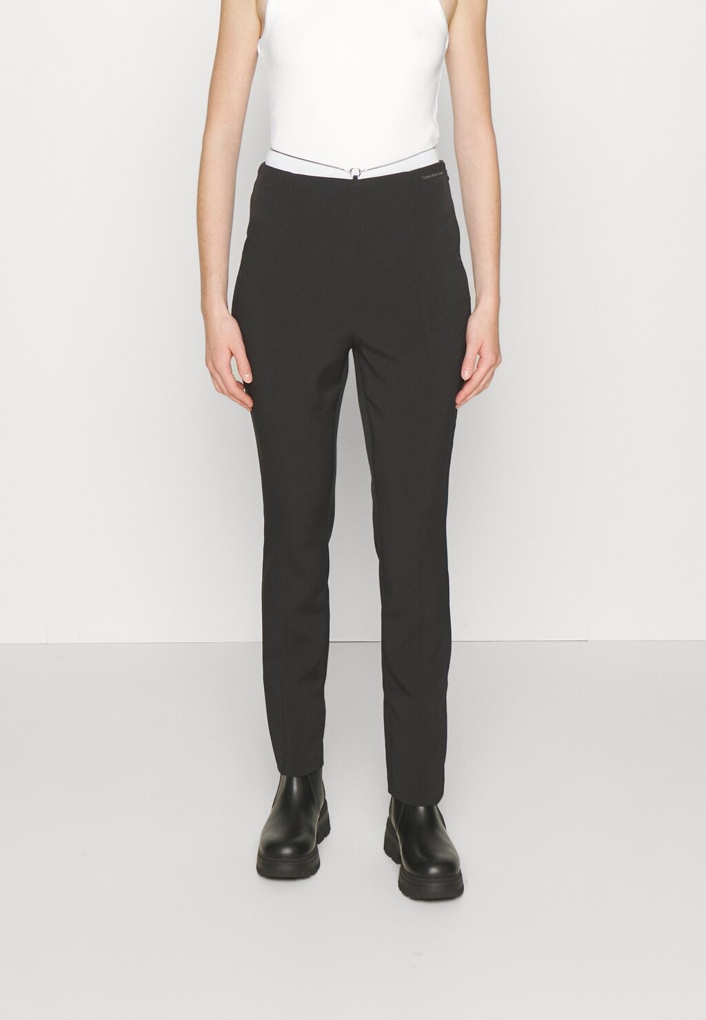 

Брюки SLIM STRAIGHT PANT Calvin Klein Jeans, черный