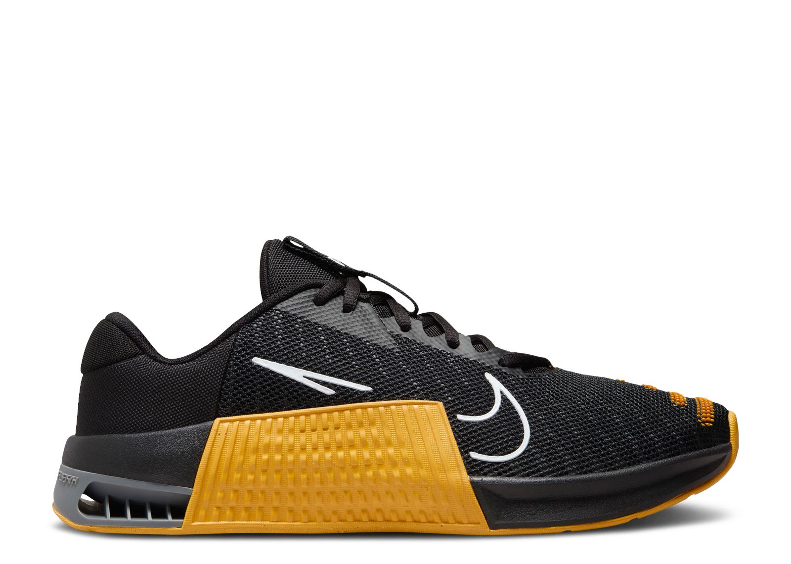 

Кроссовки Nike Metcon 9 Tb 'Black University Gold', черный