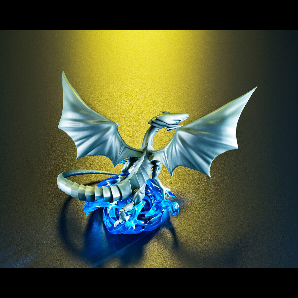 

Фигурка Yu-Gi-Oh! - Blue-Eyes White Dragon Monsters Chronicle Figure