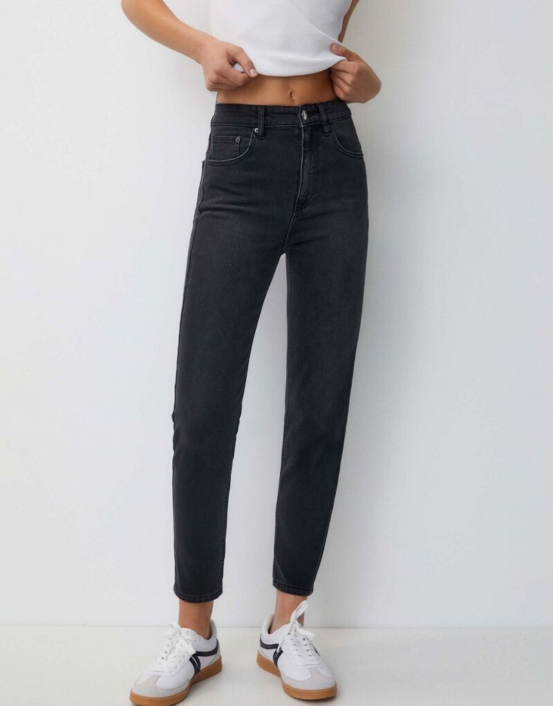 

Черные комфортные джинсы для мамы Pull&Bear