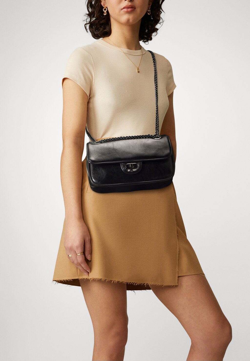 

Сумка через плечо CHAIN ​​BAG Gina Tricot, черный