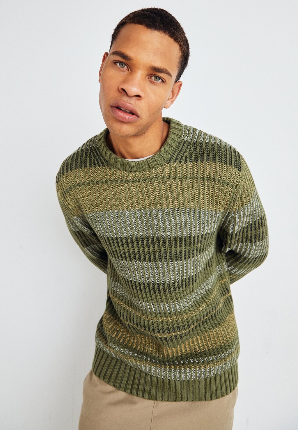 

Свитер SLHLOOSE CREW NECK Selected, четырехлистный клевер