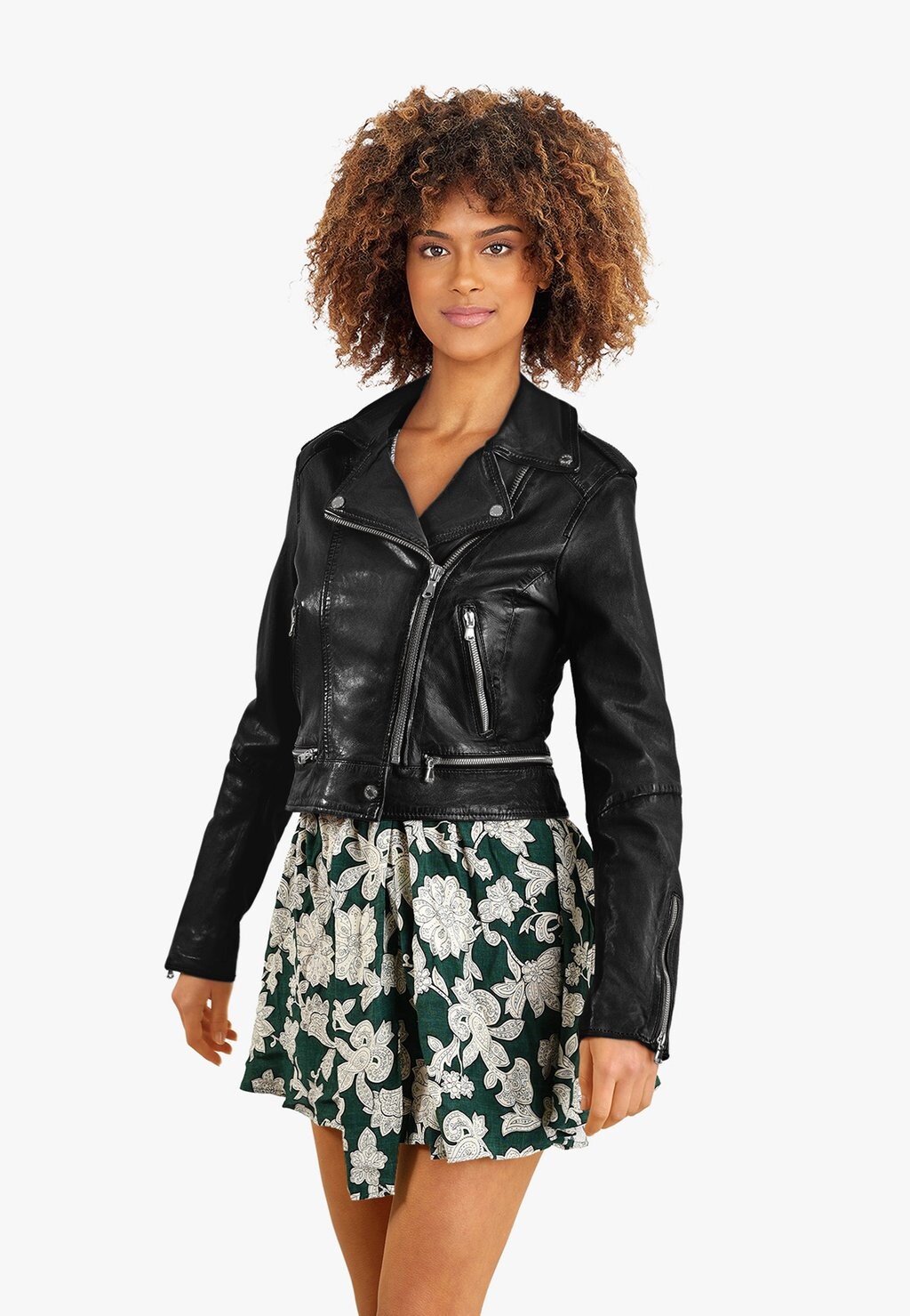 

Кожаная куртка Oakwood