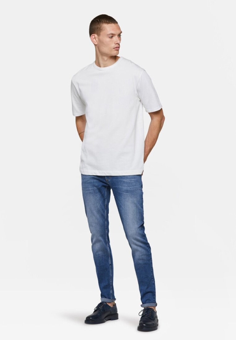 

Джинсы облегающего кроя WE Fashion, синий
