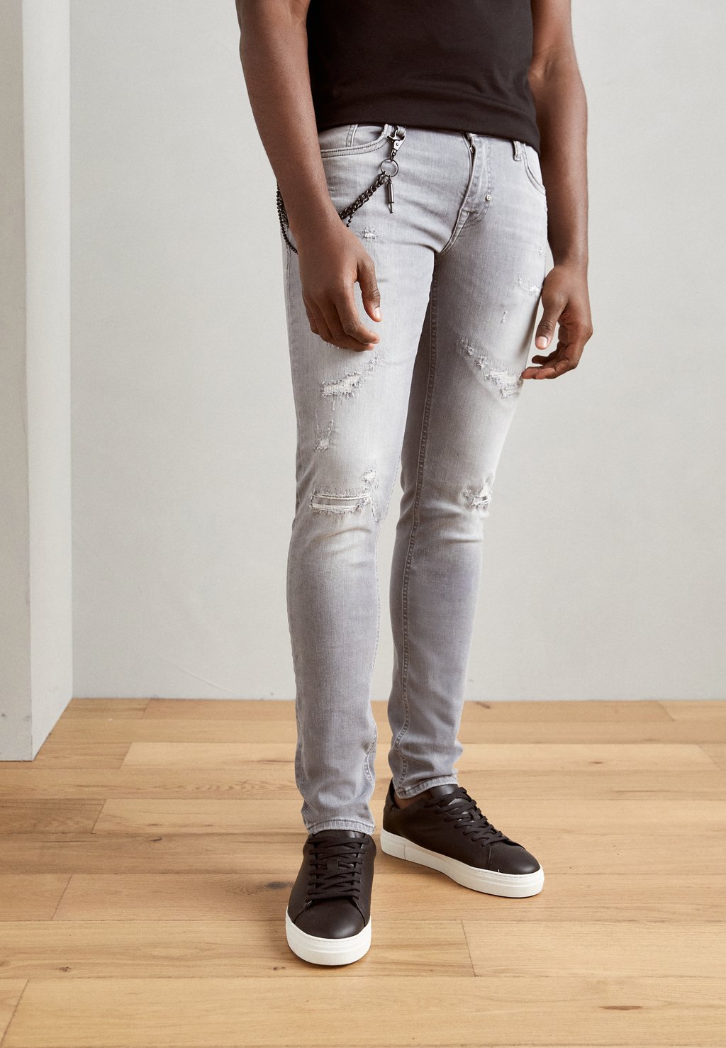 Зауженные джинсы IGGY Antony Morato, серый деним джинсы зауженные antony morato размер 34 черный