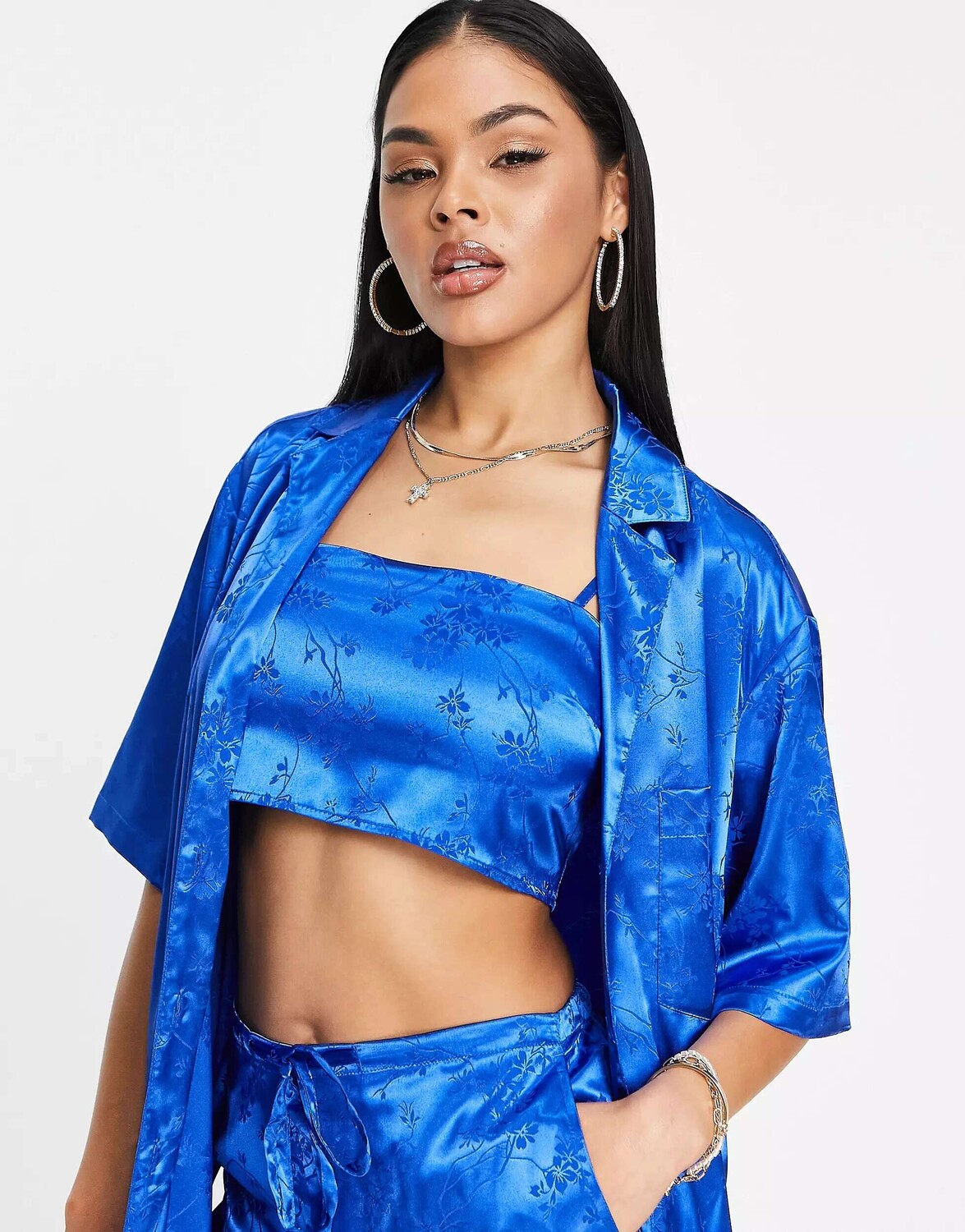 

Бюстгальтер с ремешками ASOS из атласного жаккардового цвета кобальтового цвета