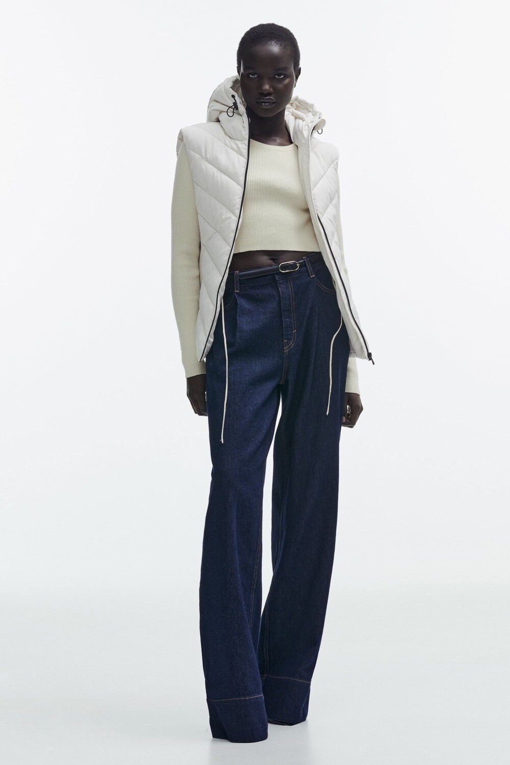 

Топ с капюшоном Zara, экрю