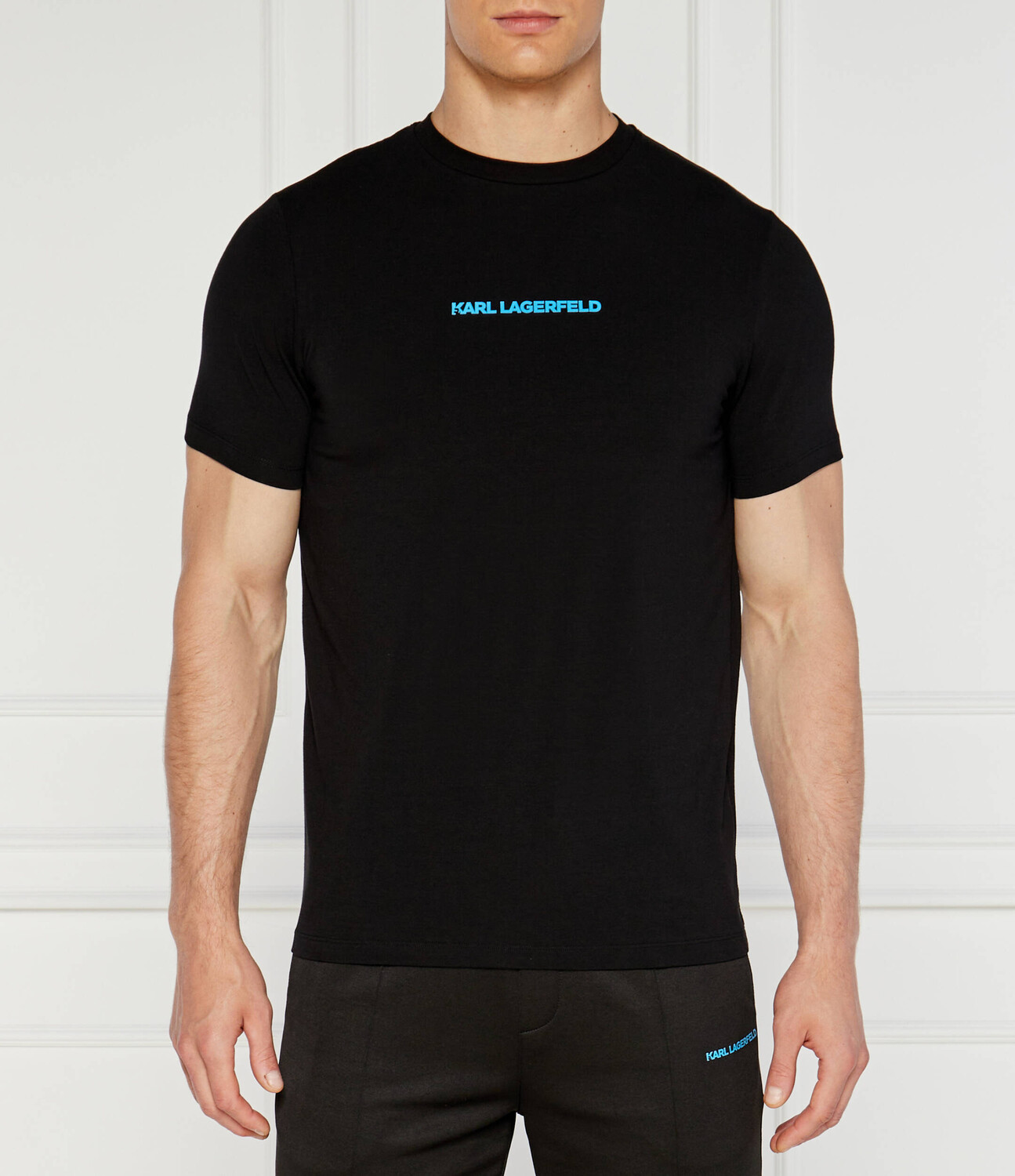 

Футболка CALVIN KLEIN JEANS BADGE Relaxed fit, черный