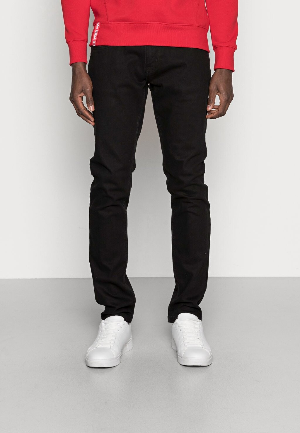 

Джинсы Slim fit Indicode