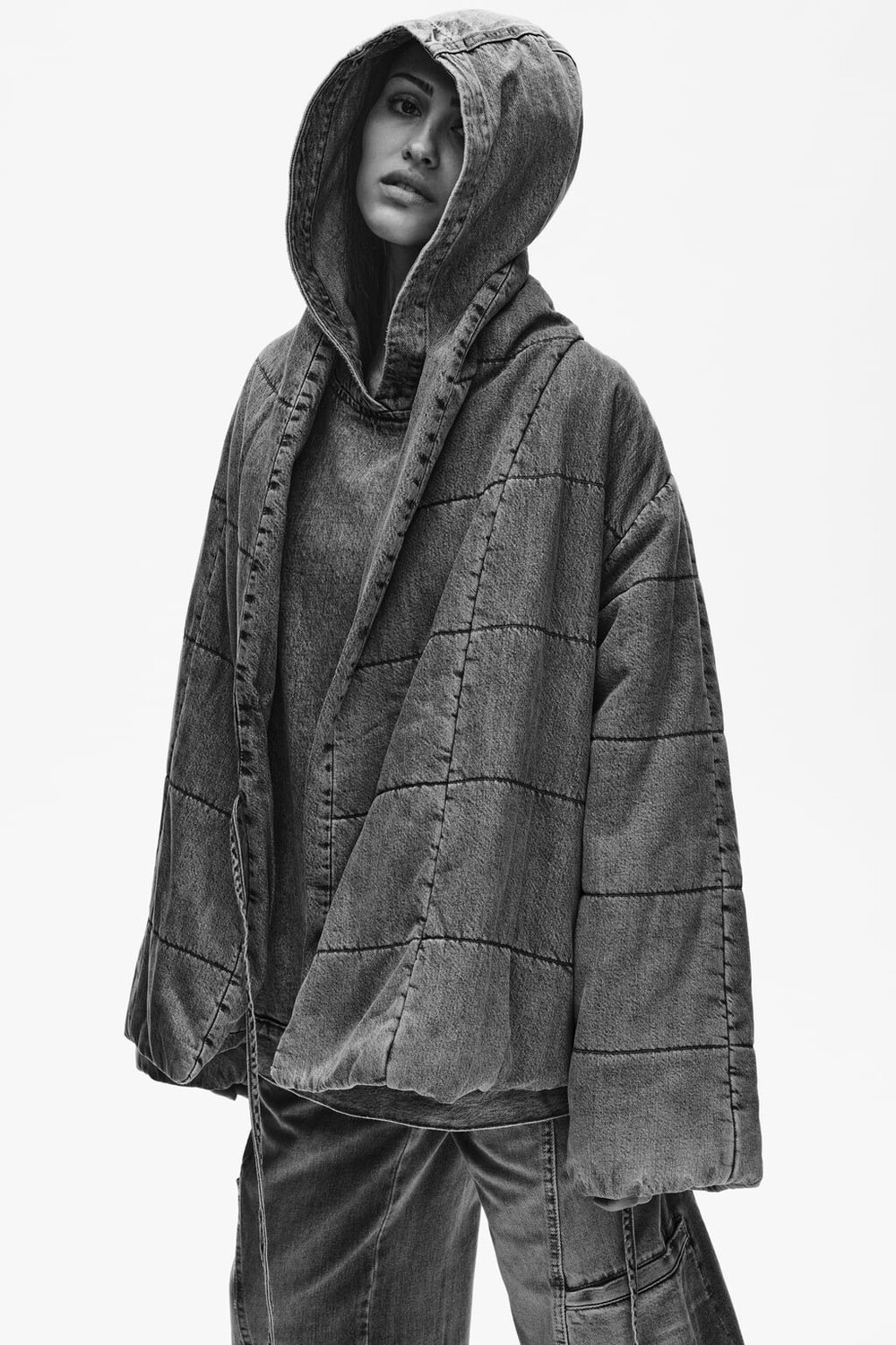 

Стеганая джинсовая куртка trf ZARA, синий