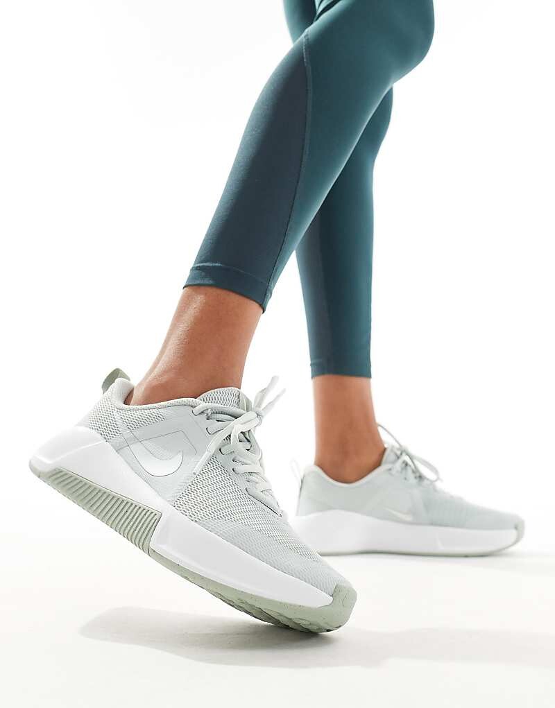 

Nike Training – MC 3 – кроссовки в цвете Hellgrün