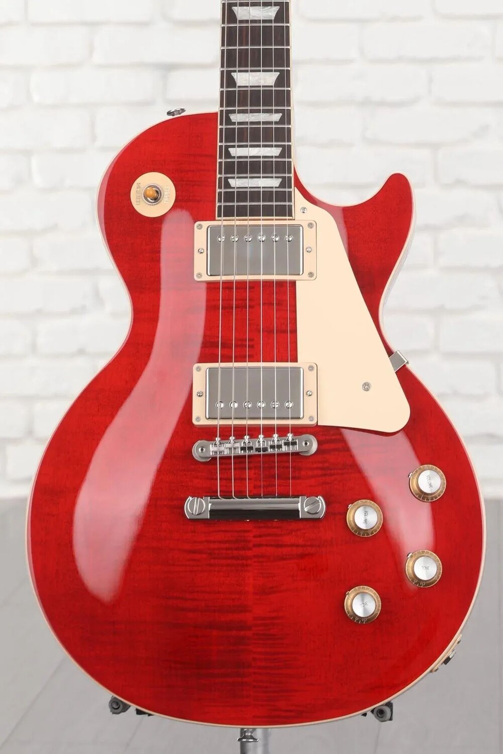 

Новая электрогитара Gibson Les Paul Standard '60s Figed Top - '60s Cherry'