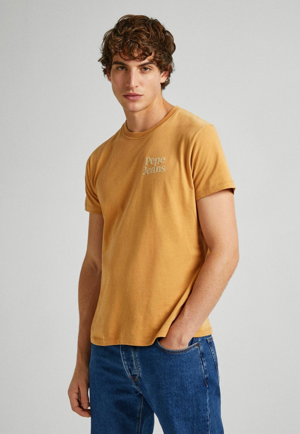 

Футболка с принтом Kody Pepe Jeans, цвет mixing beige