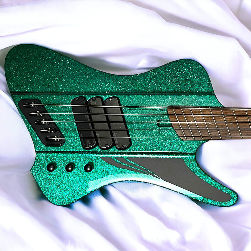 

Басс гитара Dingwall D-Roc 5, Aquamarine Metallic Gloss w/ Pau Ferro