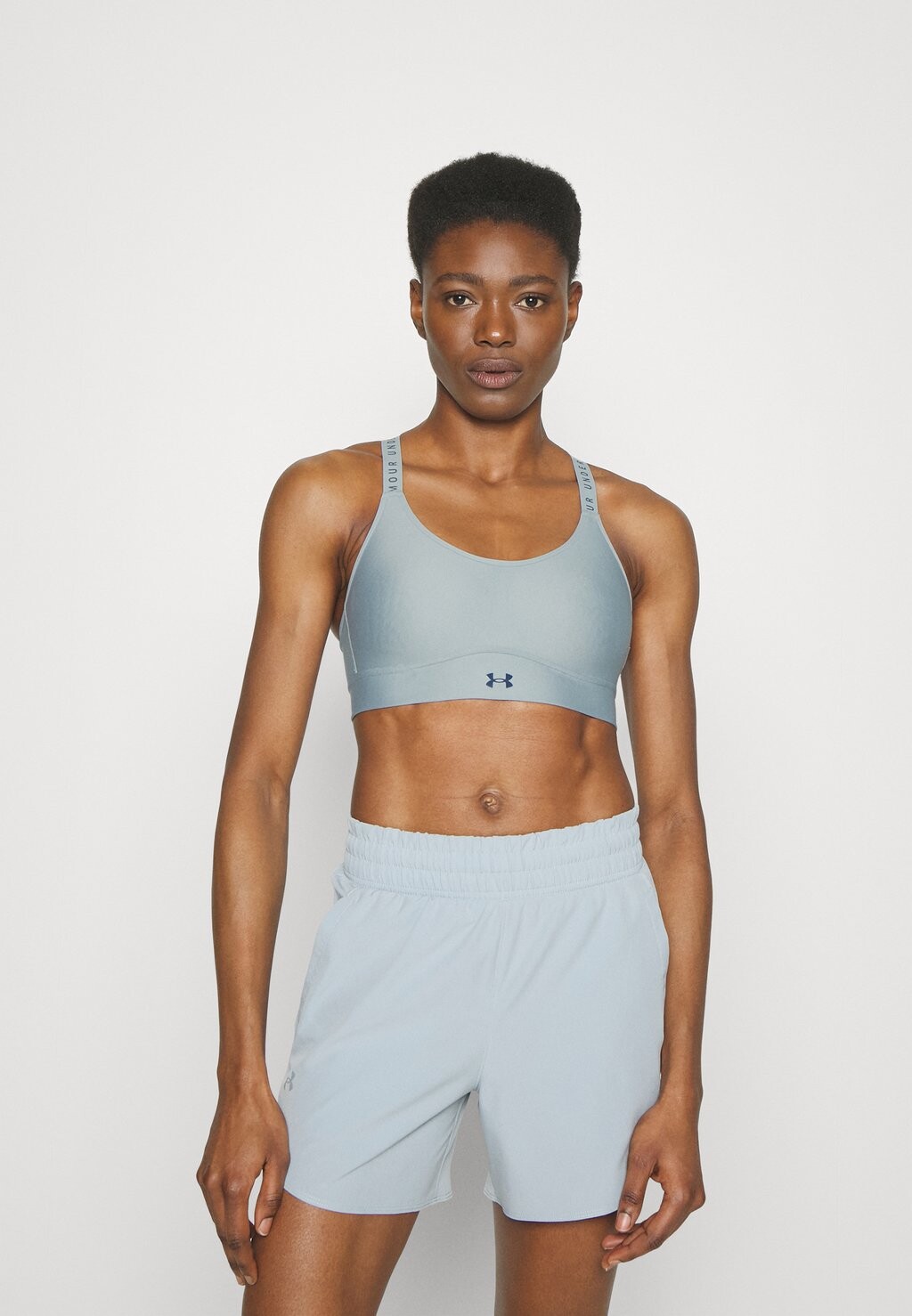 

Спортивный бюстгальтер со средней поддержкой Under Armour