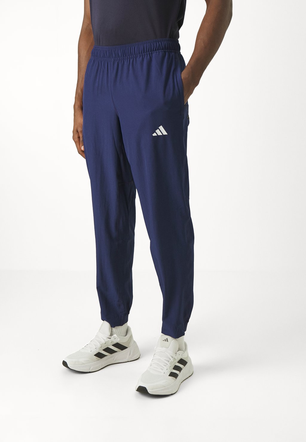 

Спортивные брюки Train Essentials Training Pants Adidas, цвет dark blue/white