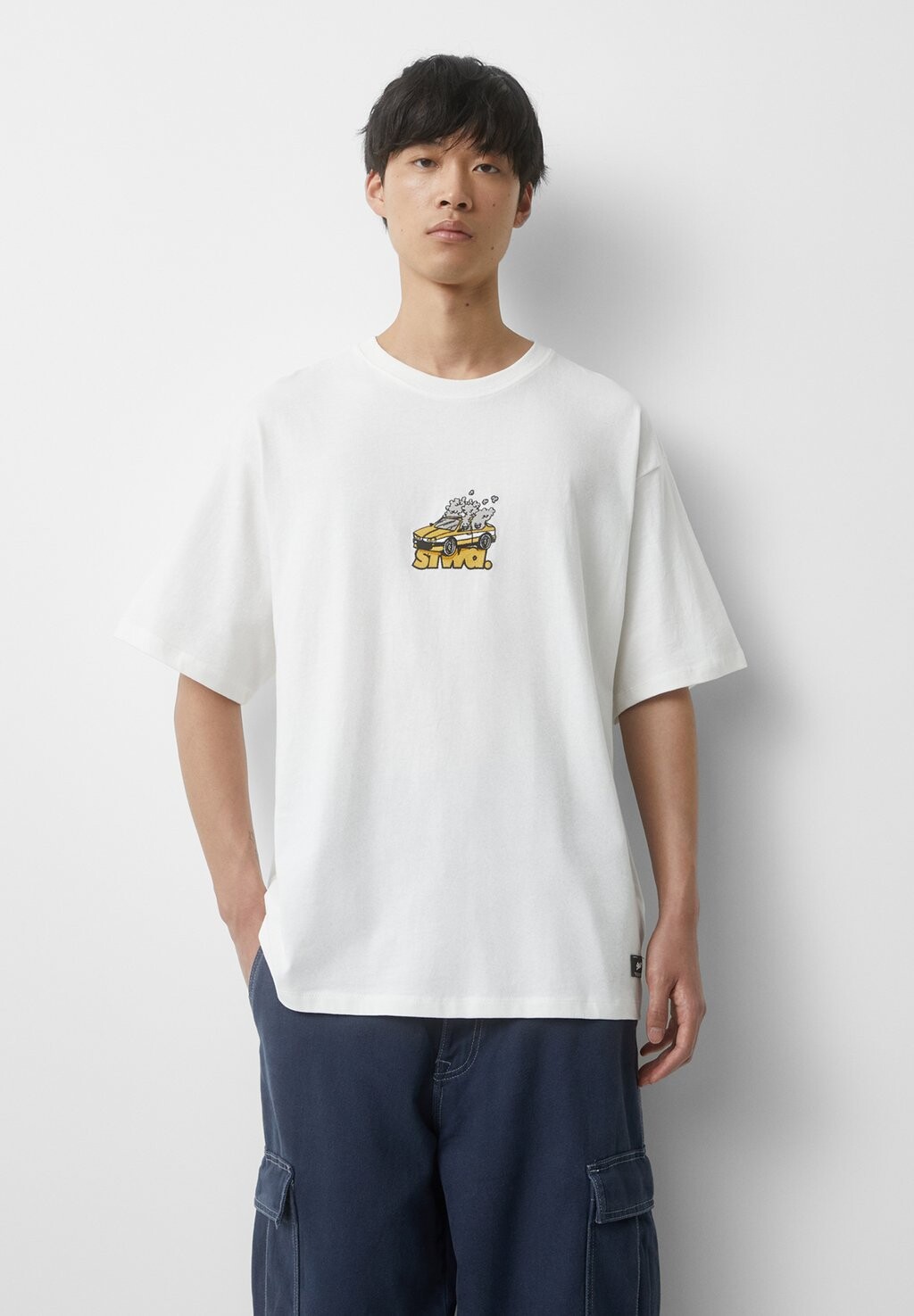 

Футболка с принтом PULL&BEAR, белый