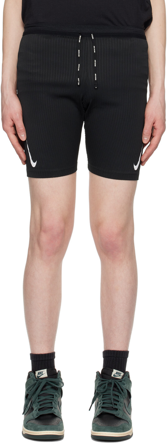 

Черные шорты Nike Dri-FIT ADV AeroSwift