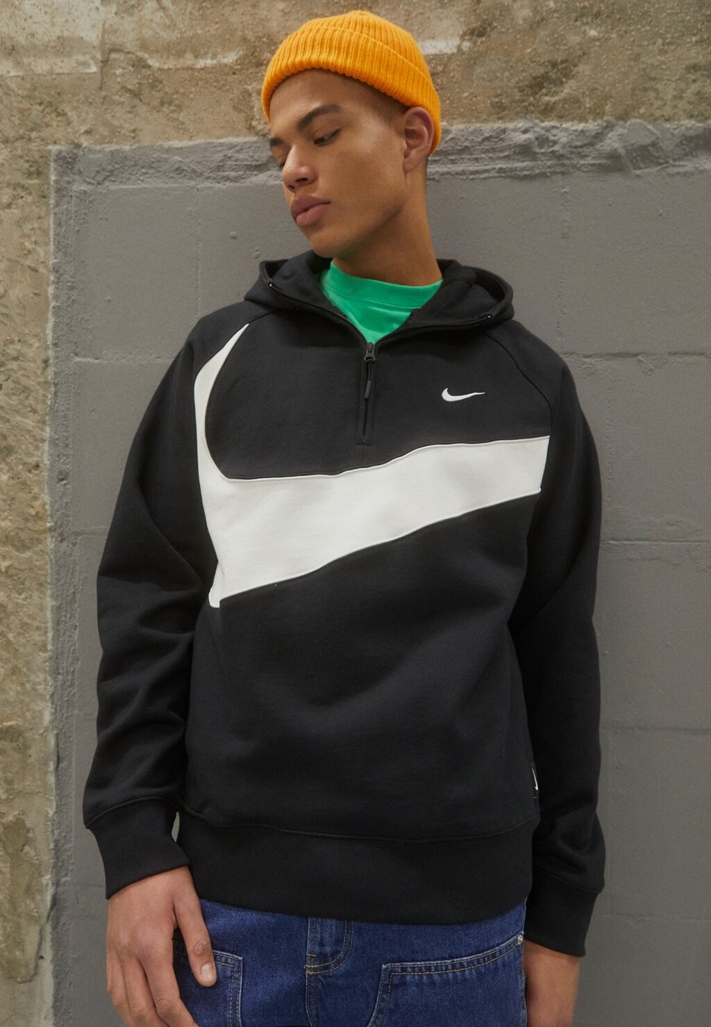 

Толстовка Nike, черно-белый