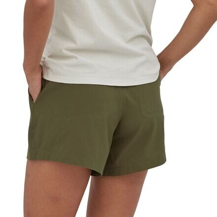 

Fleetwith Short женские Patagonia, цвет Fatigue Green
