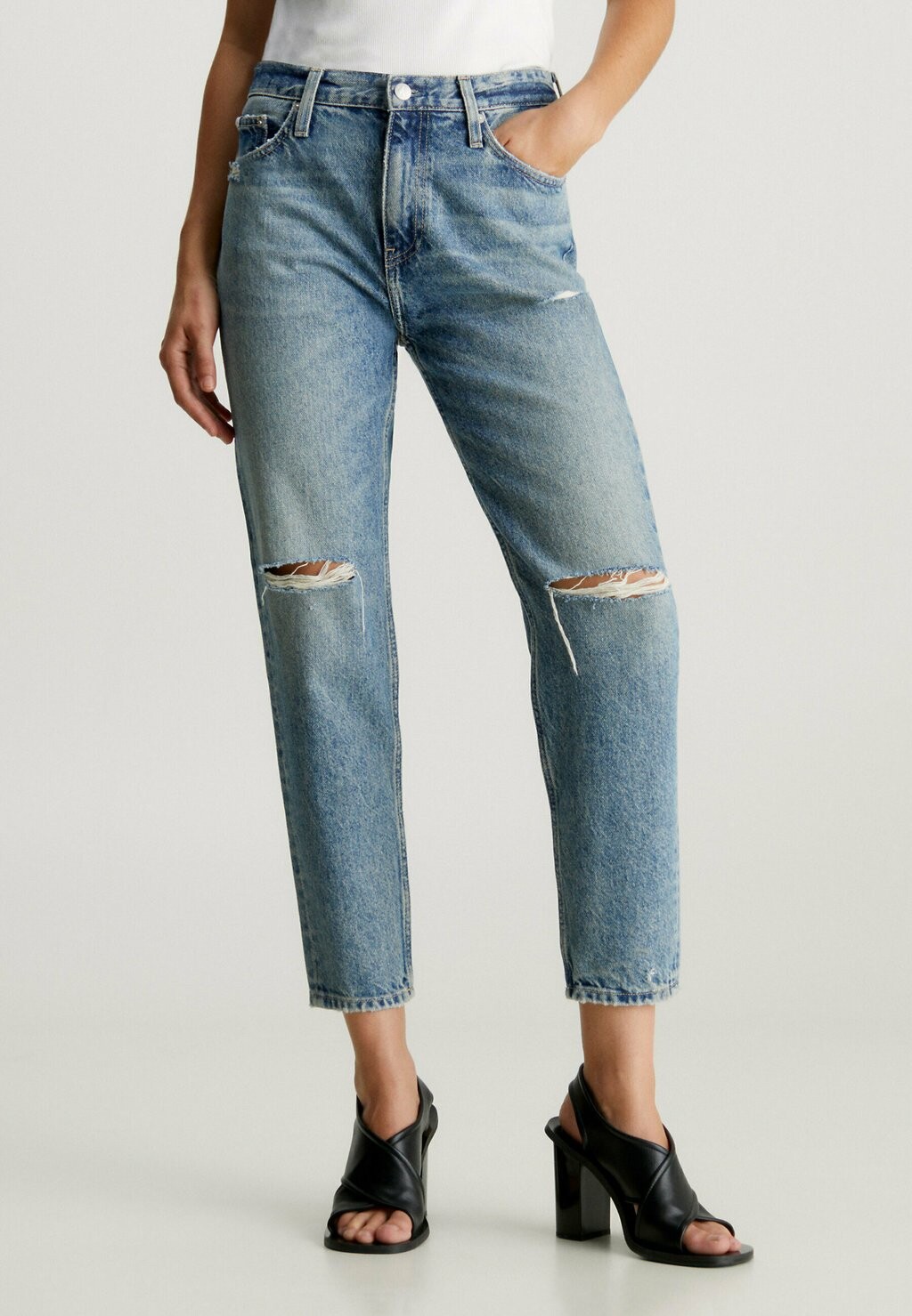 

Мешковатые джинсы Calvin Klein Jeans, средний деним