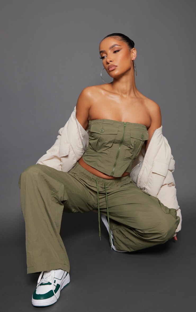 

PrettyLittleThing Брюки-карго цвета хаки с кулиской и парашютом