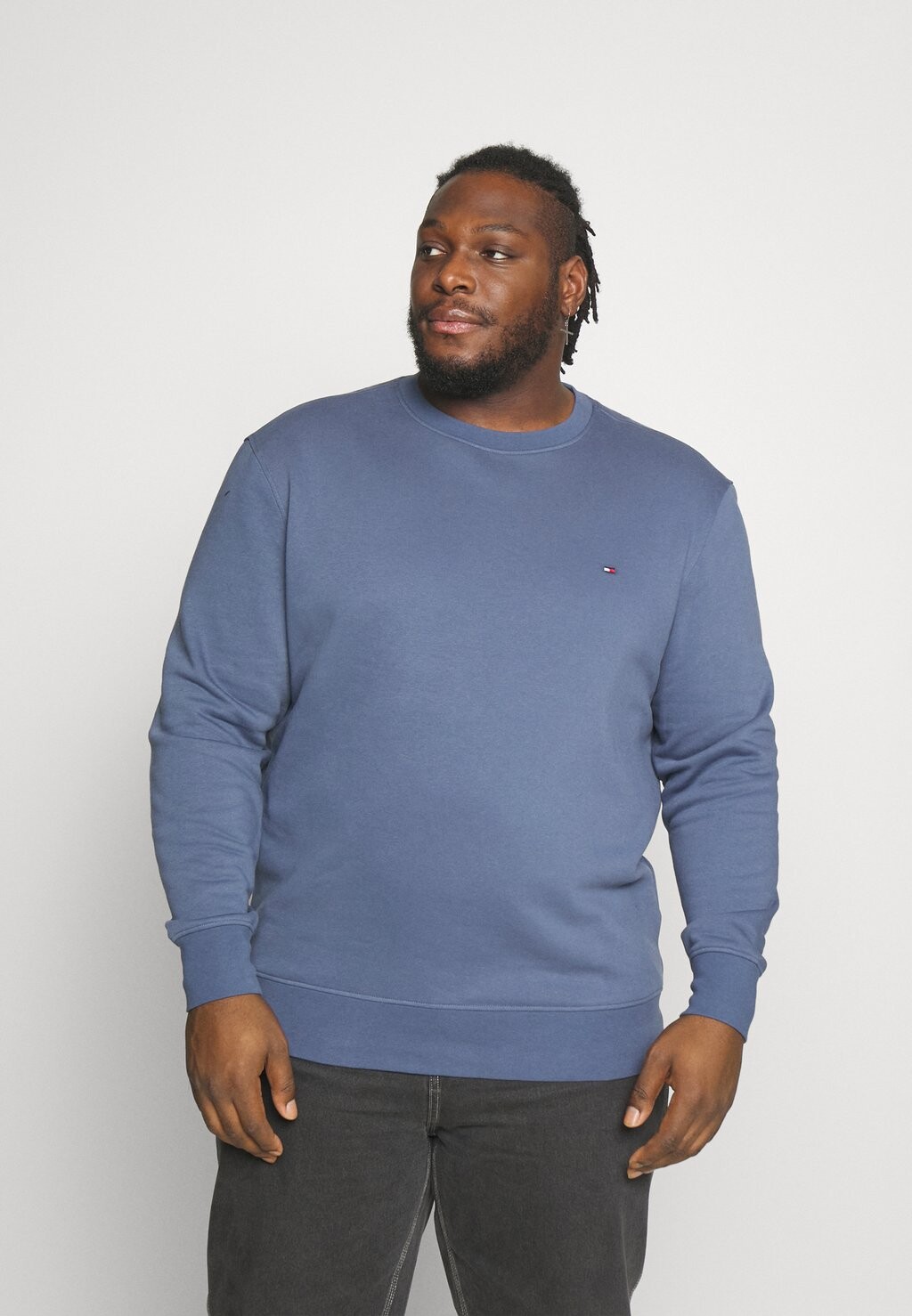 

Толстовка Tommy Hilfiger FLAG LOGO PLUS SIZE, выцветший индиго