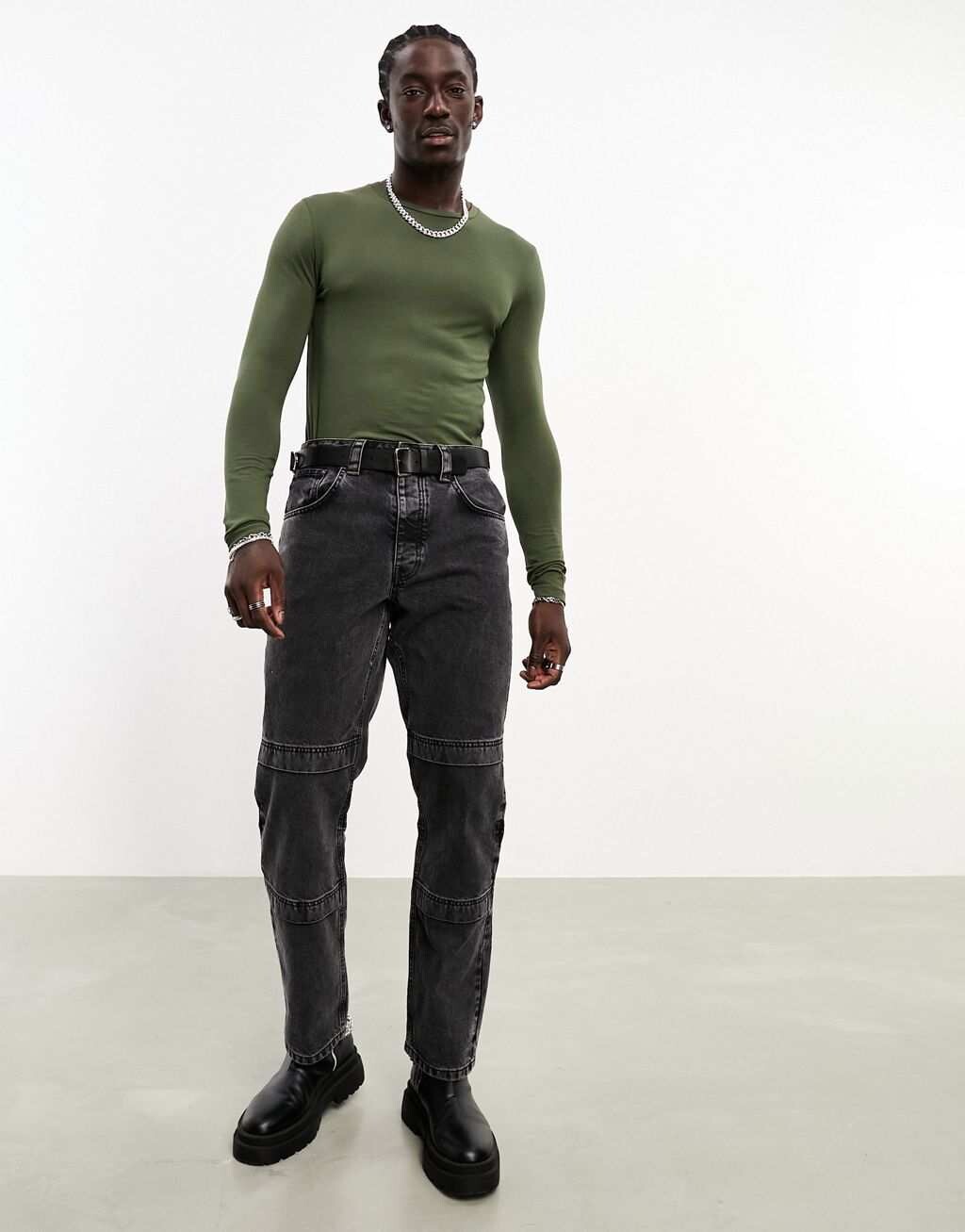 

Темно-зеленая футболка с длинными рукавами ASOS DESIGN, Зеленый