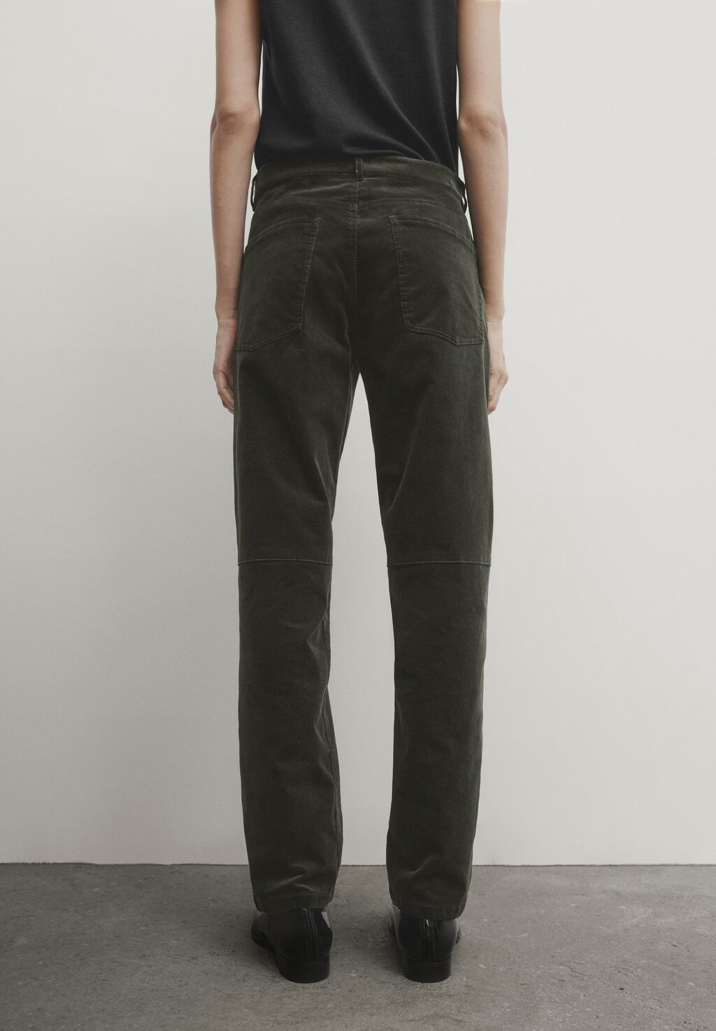 

Брюки Micro With Stitching Detail Massimo Dutti, цвет dark green