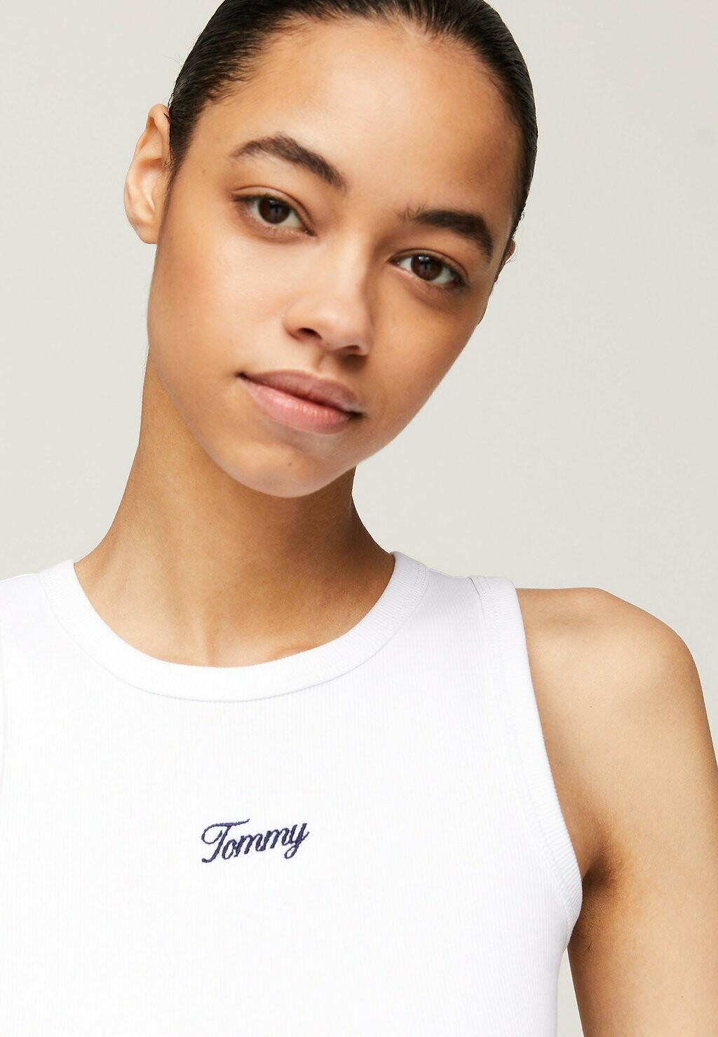 

Топ Script Logo Slim Tank Tommy Hilfiger, белый