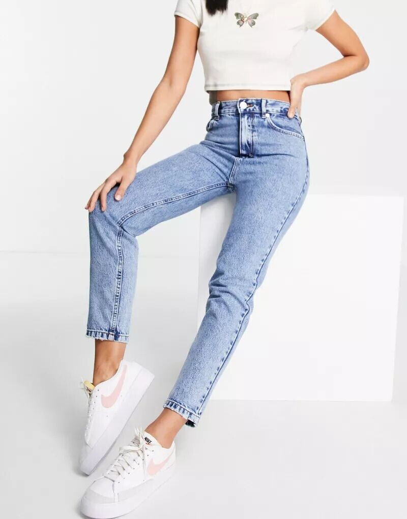 

Голубые джинсы с завышенной талией Pull&Bear