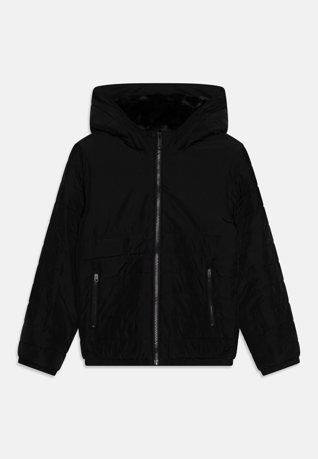 

Зимняя куртка COZY PUFFER Abercrombie & Fitch, цвет black