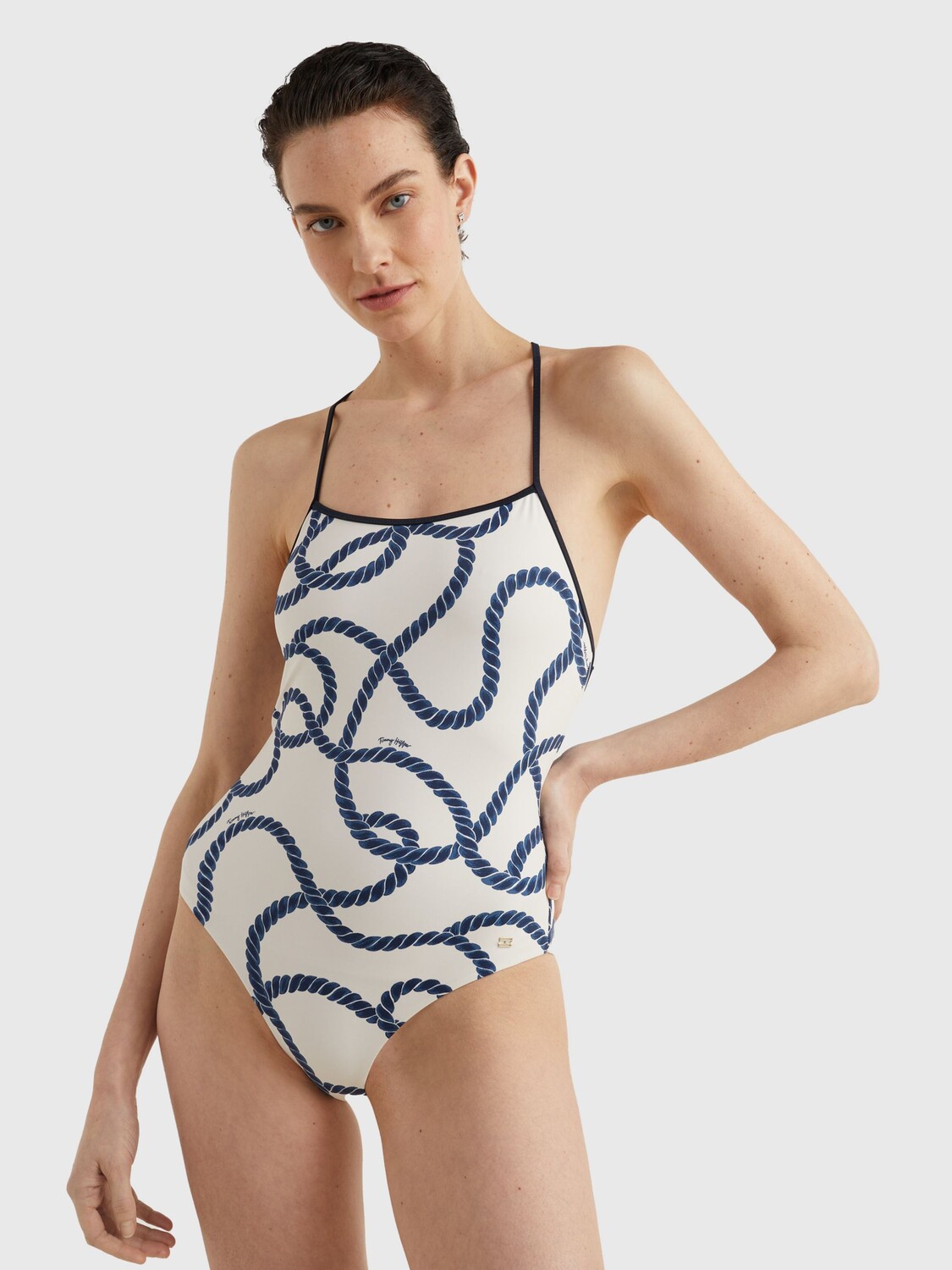 

Купальник Tommy Hilfiger с принтом Rope и перекрещенной спиной, белый/синий