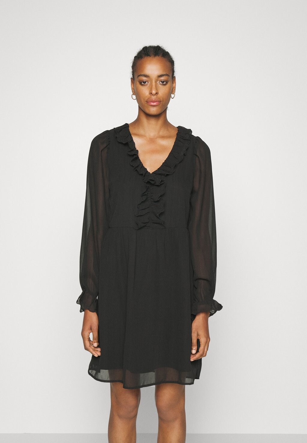 

Повседневное платье Vero Moda, черный