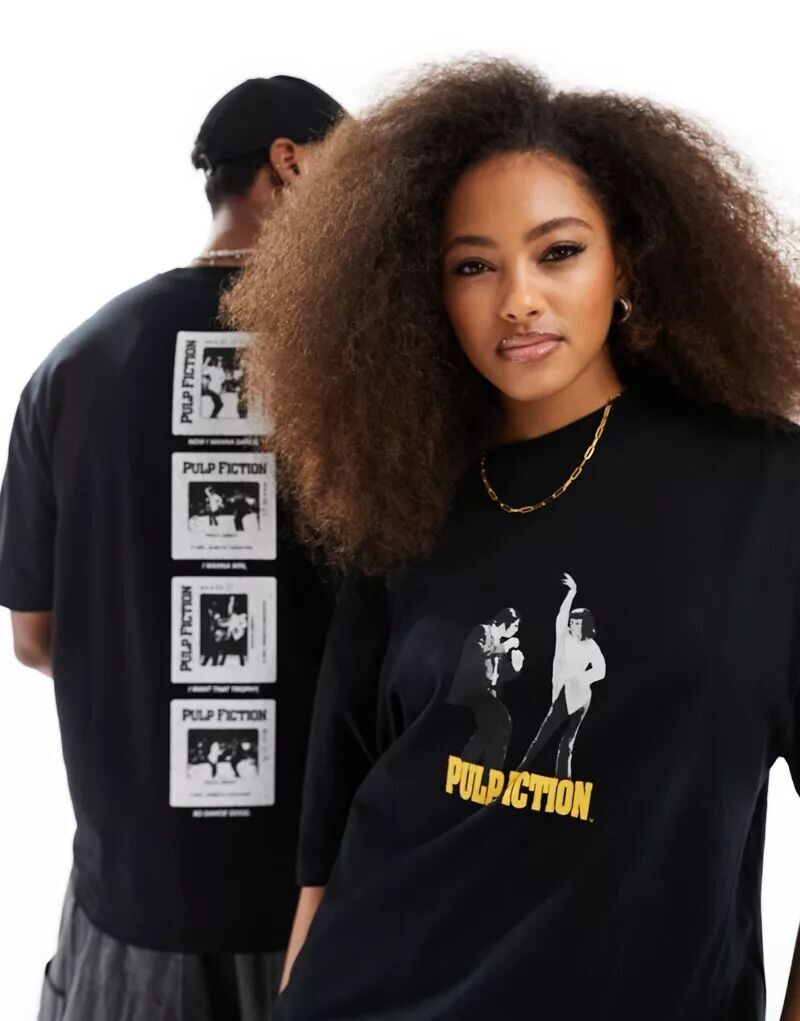 

Черная лицензированная футболка унисекс ASOS свободного кроя с графическим принтом «Криминальное чтиво»