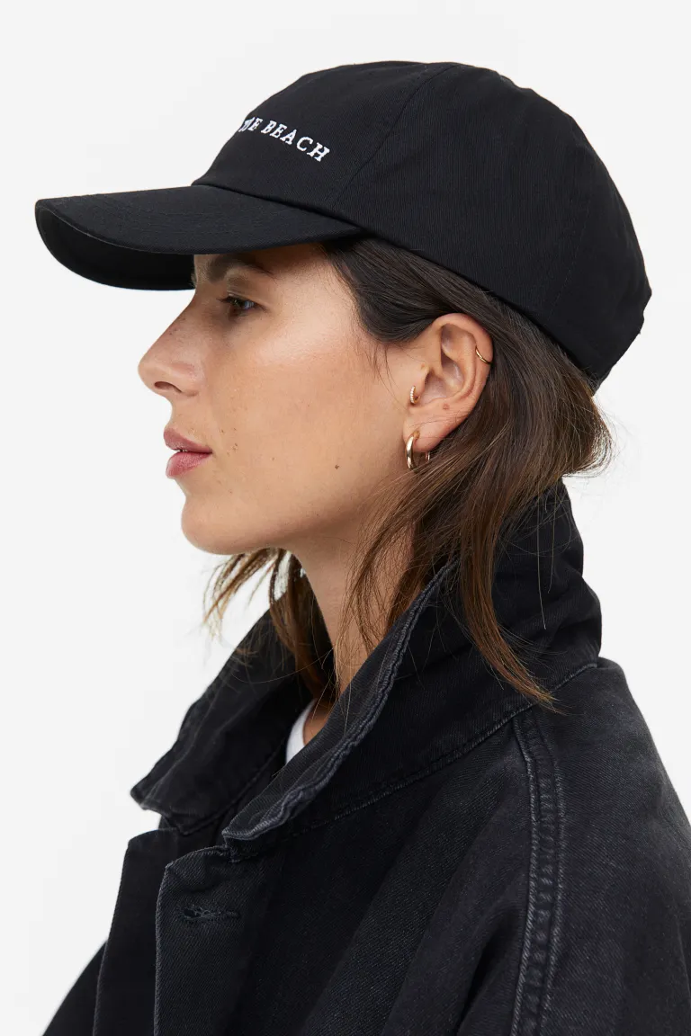 

Хлопковая шапка с козырьком H&M, черный