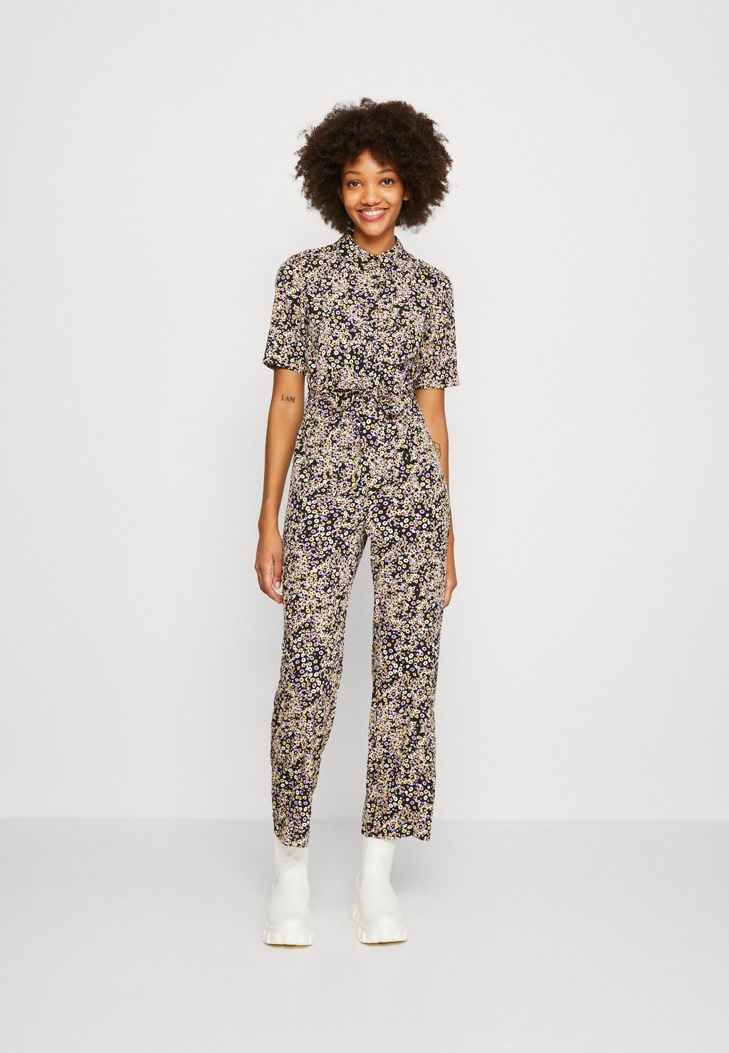 

Комбинезон Monki