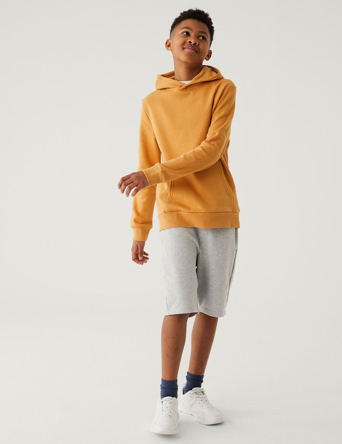 

Однотонная толстовка с богатым содержанием хлопка (6–16 лет) Marks & Spencer