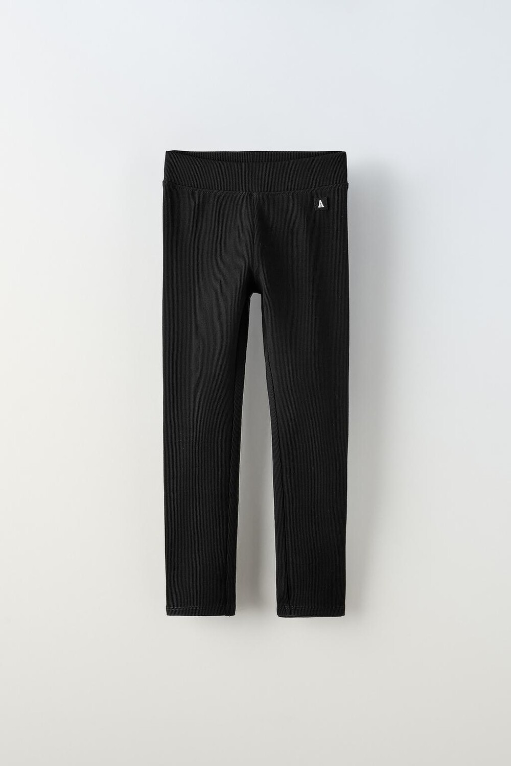 

Леггинсы в ребку с этикеткой ZARA, черный
