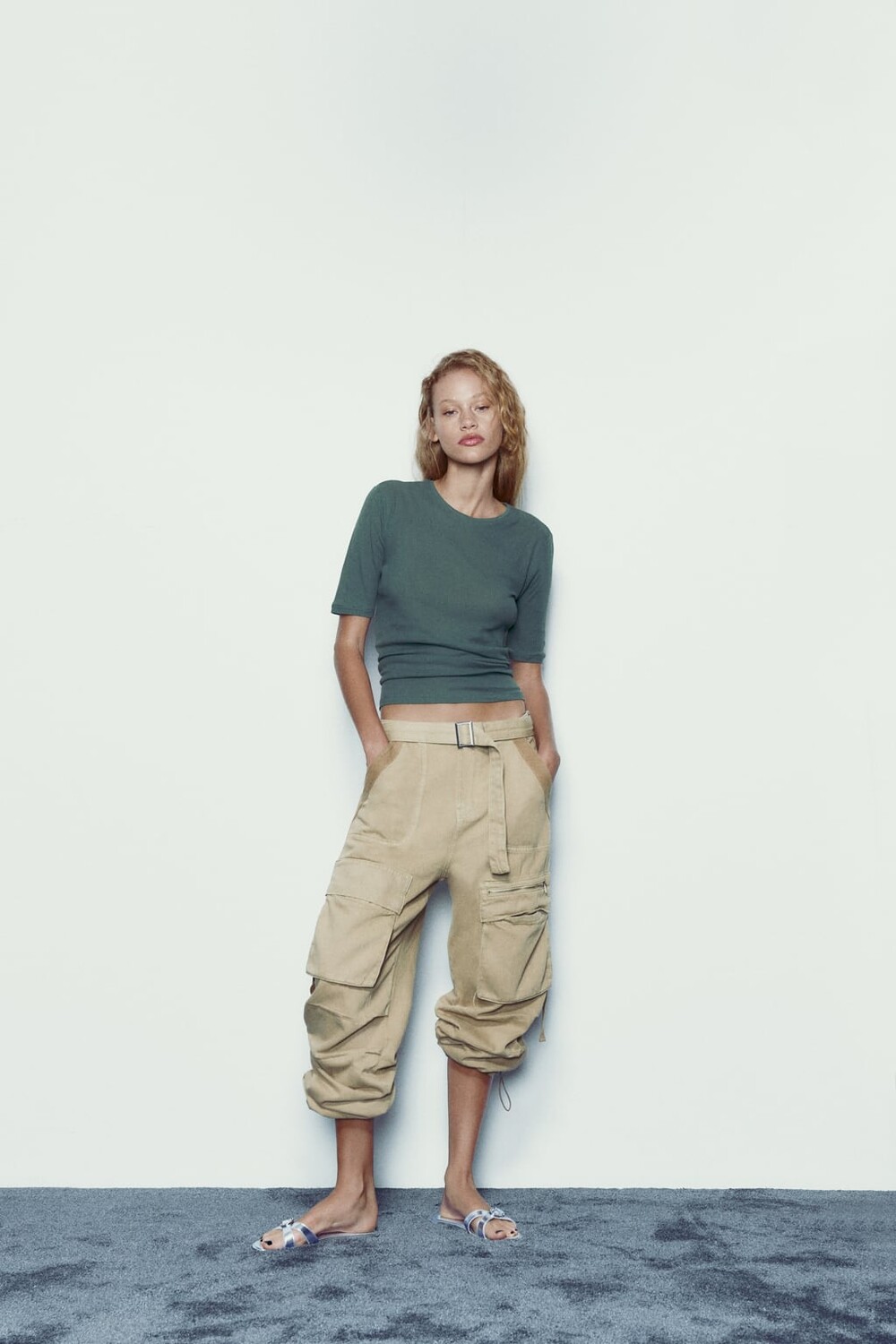 

Футболка из крепа с короткими рукавами ZARA, серый