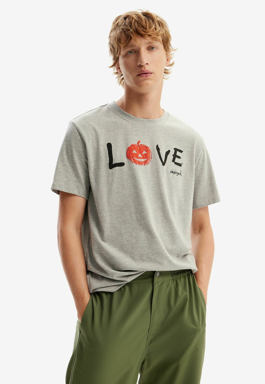 

Футболка с принтом Love Pumpkin Desigual, цвет grey