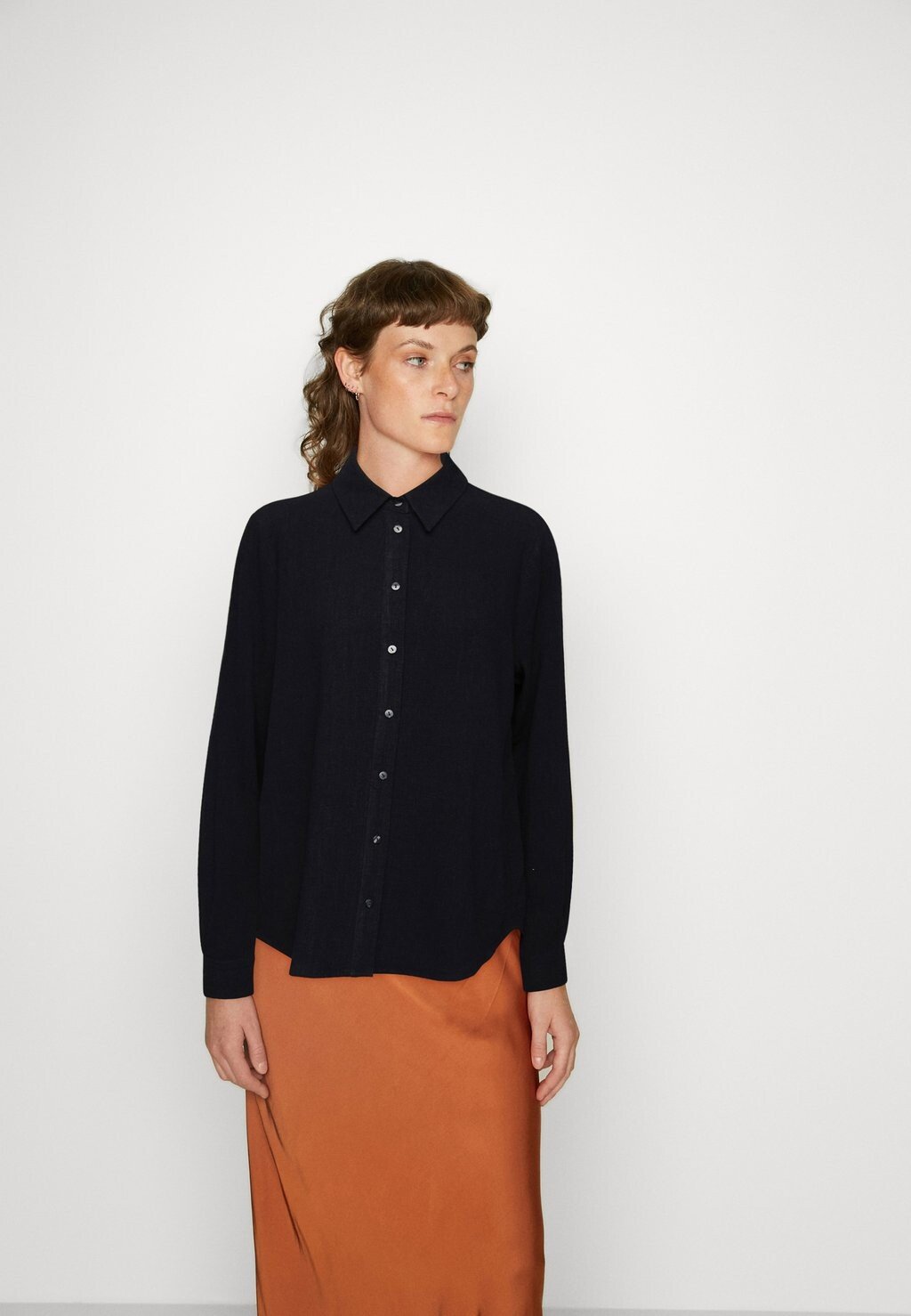 

Рубашка VIVA LS NOOS Selected Femme, черный