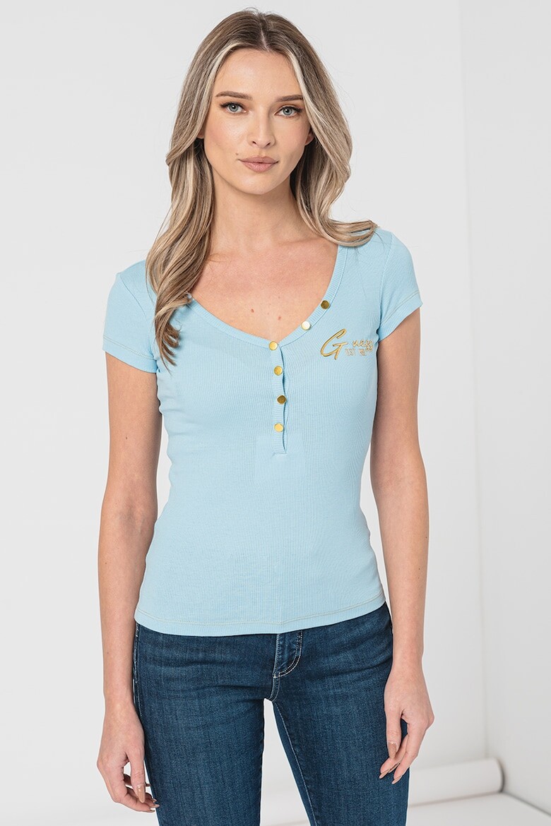 

Хлопковая футболка с декоративными пуговицами Guess, бирюзовый