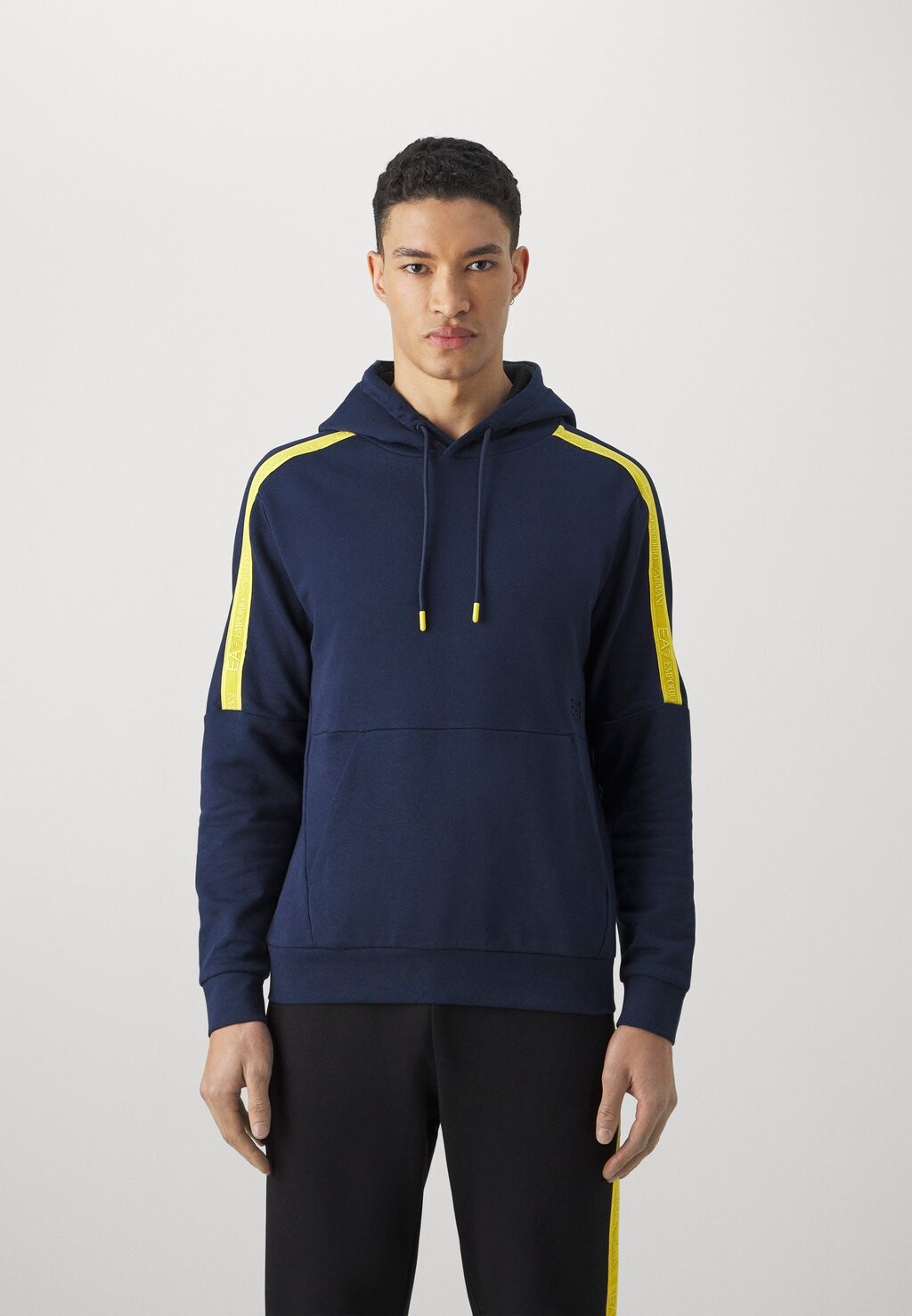 

Толстовка с капюшоном EA7 Emporio Armani, темно-синий