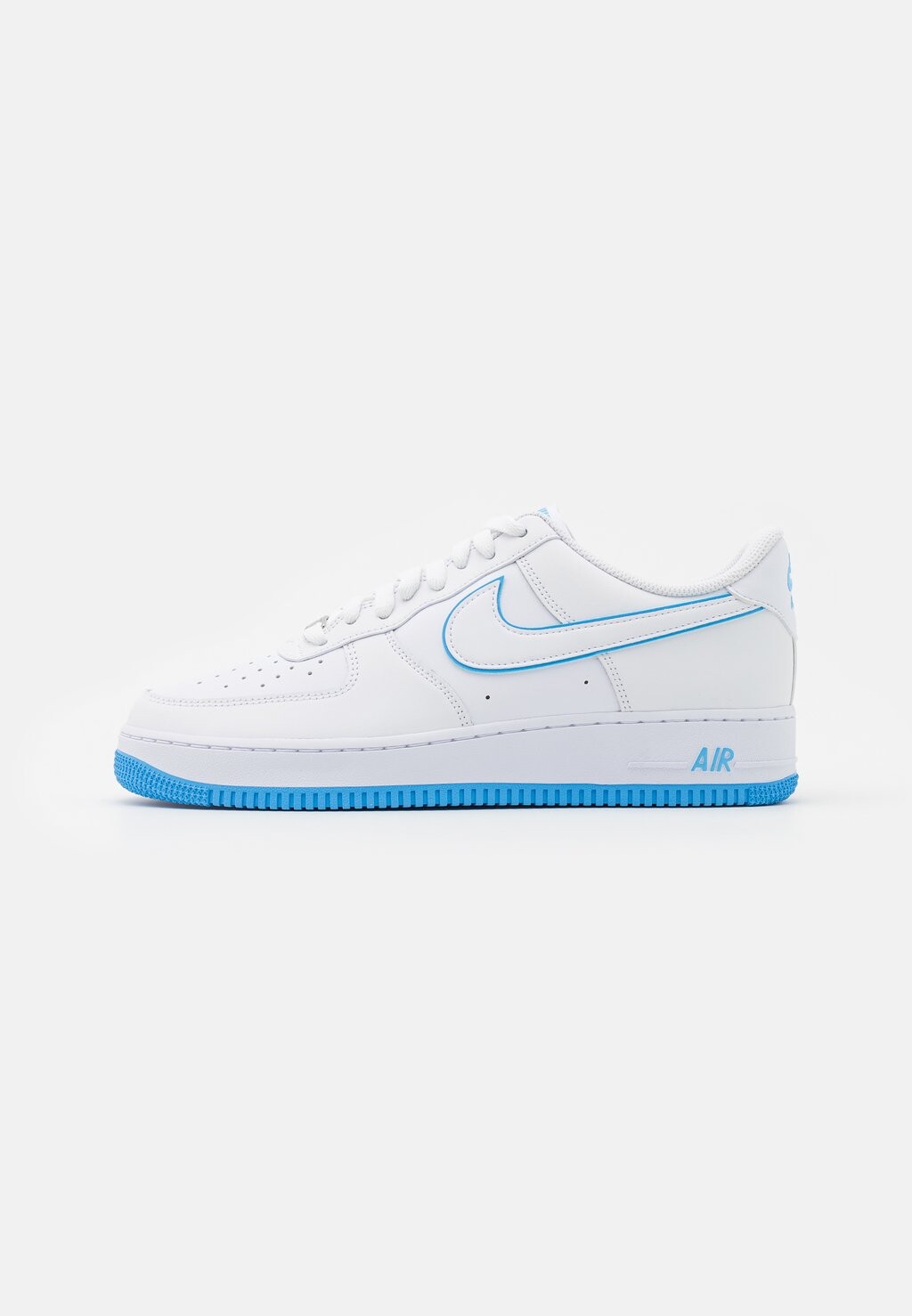 

Низкие кеды Nike