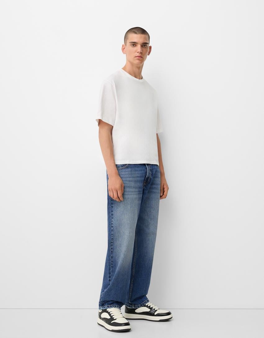 

Зауженные джинсы slim fit Bershka, голубой